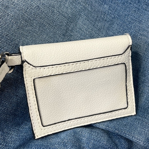 STEVE MADDEN Credit Card/ID Wallet with Wrist Strap White-OS - Picture 4 of 7
